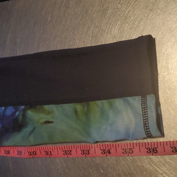 Athleta leggings - Picture 3 of 8